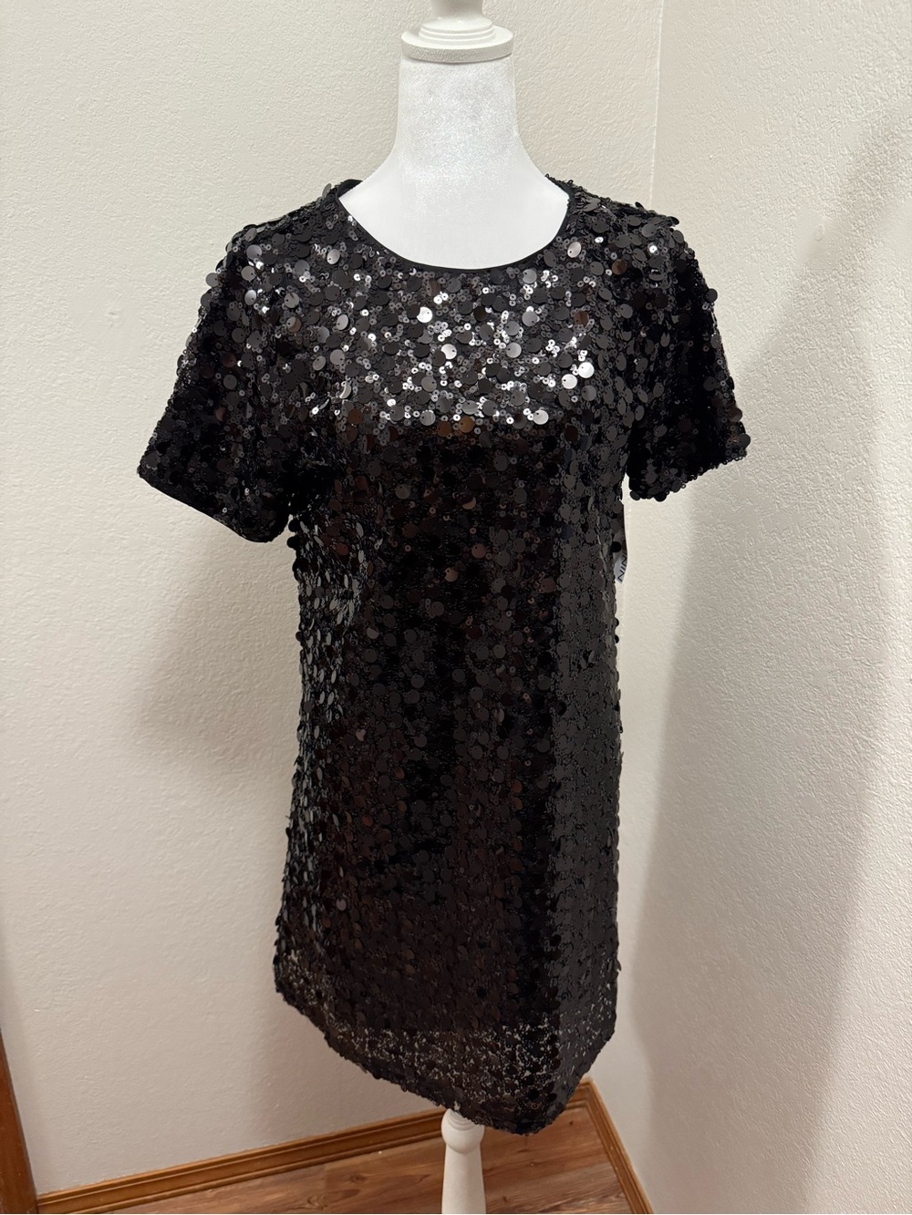 Nine West Black Sequin Short Sleeve Shift Dress